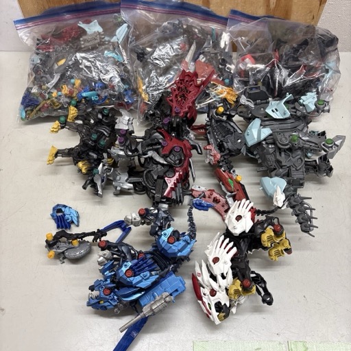 タカラトミー ゾイドワイルド ゾイド ZOIDS プラモデル 組立済 パーツ取り まとめて